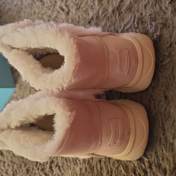 NIB Skechers Sz 8.5 Boots - Picture 4 of 12